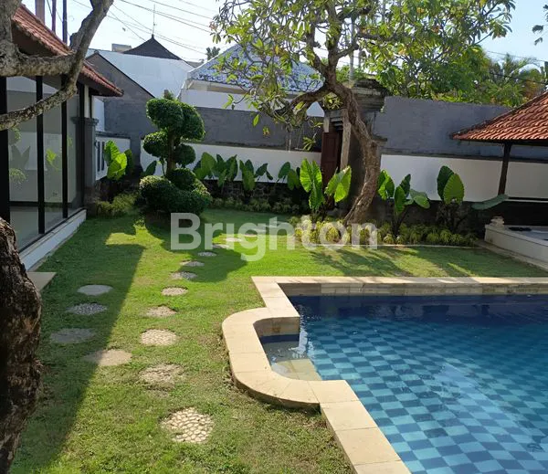 image VILLA MEWAH LT 330 DI JL. PETITENGET (2)