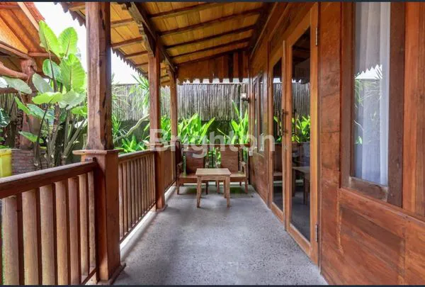 image VILLA PREMIUN STYLE JOGLO MODERN IN CANGGU WITH SWIMMING POOL (2)