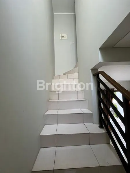 image JARANG ADA, RUMAH MURAH SIAP HUNI, DEKAT FASUM & AKSES MUDAH DI SUMMARECON BEKASI  (2)