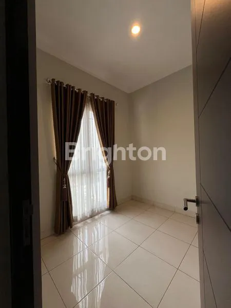 image JARANG ADA, RUMAH MURAH SIAP HUNI, DEKAT FASUM & AKSES MUDAH DI SUMMARECON BEKASI  (3)