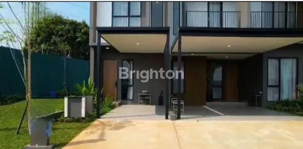 image RUMAH BAGUS MURAH DESAIN DUA LANTAI ALAM SUTERA (1)