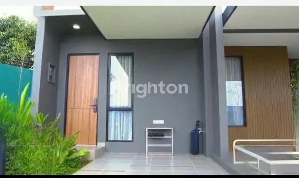 image RUMAH BAGUS MURAH DESAIN DUA LANTAI ALAM SUTERA (3)