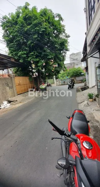 image RUMAH DISEWA TAMAN SARI JAK BAR (2)