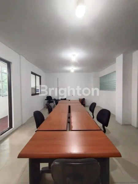 image RUKO 3 LANTAI LOKASI STRATEGIS PINGGIR JALAN RAMAI DI SUNTER (3)