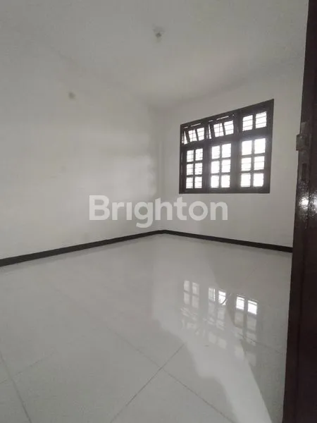 image RUKO 3 LANTAI LOKASI STRATEGIS PINGGIR JALAN RAMAI DI SUNTER (5)