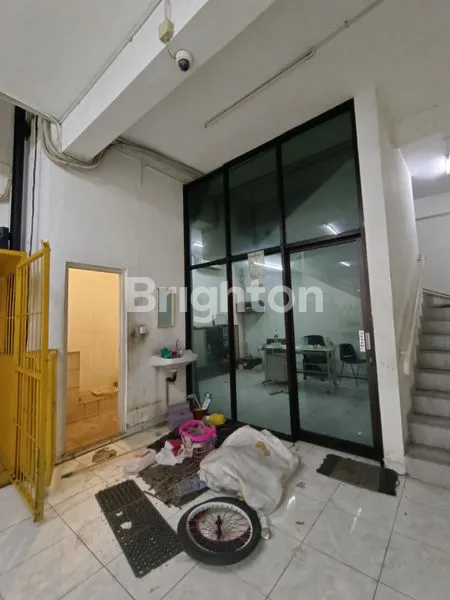 image JUAL RUKO 3.5 LANTAI HADAP SELATAN GATOT SUBROTO (5)