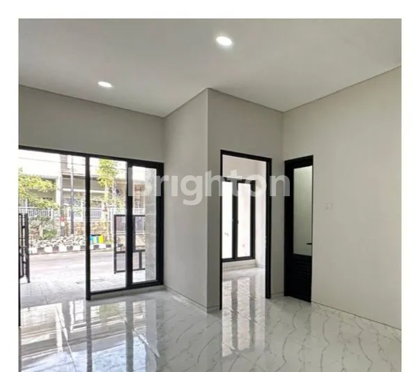 image RUMAH DI KUTISARI INDAH UTARA (5)