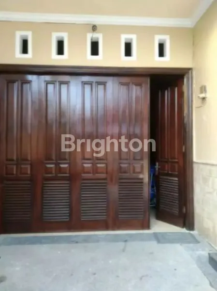 image DIJUAL RUMAH PLUS FURNISH BAHAN JEPARA DI AREA POLEHAN BLIMBING KOTA MALANG (4)