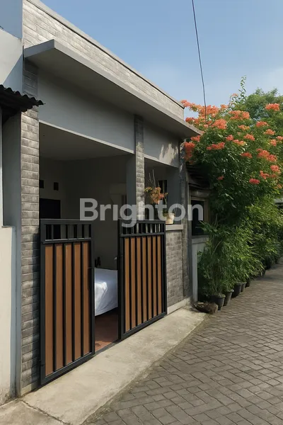 RUMAH STRATEGIS 2 LANTAI DI KARAWACI BARU