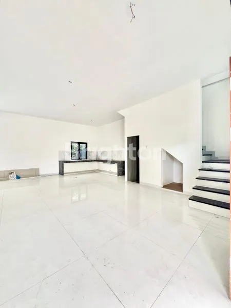 image JUAL RUMAH DIDALAM KOMPLEK  REYHAN HOUSE  DEKAT SIMPANG AMIR HAMZAH,/KARYA (2)