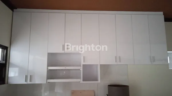 image FOR SALE — MODERN TROPICAL HOME WITH ROOFTOP VIEW (3)