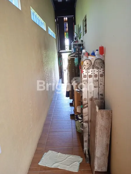 image FOR SALE — MODERN TROPICAL HOME WITH ROOFTOP VIEW (8)