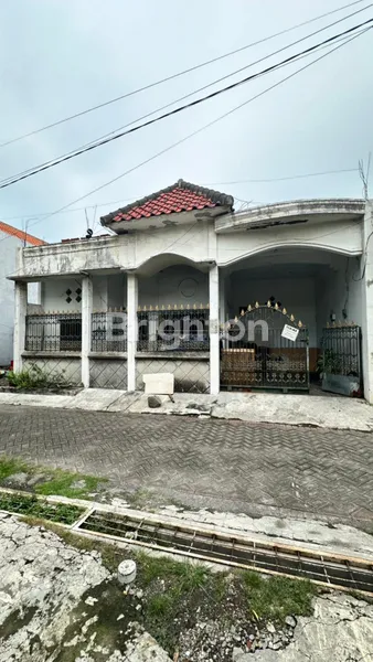 image RUMAH MEDOKAN SEMAMPIR AWS LOKASI TENANG, BANGUNAN TERAWAT COCOK HUNIAN MAUPUN INVESTASI (1)
