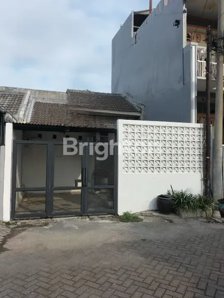 image RUMAH MINIMALIS SIAP HUNI DAN LOKASI STRATEGIS (1)