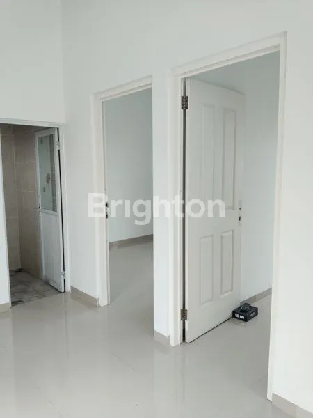 image RUMAH 2LANTAI CLUSTER NGALIYAN SEMARANG BARAT (8)