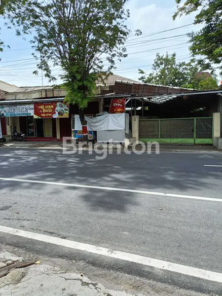 image RUMAH + TOKO BONUS BANGUNAN JOGLO DAN LAHAN LUAS DI HAYAM WURUK PURWODADI (1)