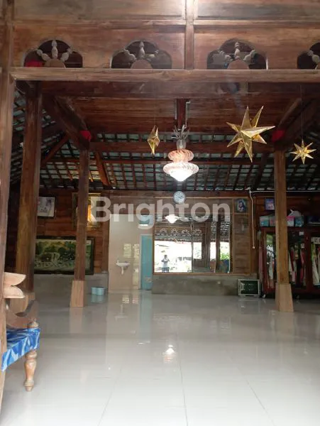 image RUMAH + TOKO BONUS BANGUNAN JOGLO DAN LAHAN LUAS DI HAYAM WURUK PURWODADI (5)