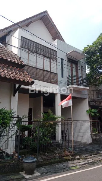 JUAL RUMAH POROS JALAN KALIMOSODO, COCOK UNTUK HUNIAN DAN USAHA