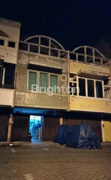 DIJUAL RUKO ARAYA SIAP PAKAI, STRATEGIS SELANGKAH KE MERR, DEKAT PUSAT PERBELANJAAN