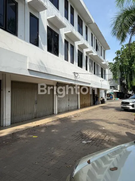 image DIJUAL RUKO 3 LANTAI – GADING GRIYA LESTARI (4)