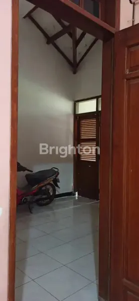 image TURUN HARGA, RUMAH LAMA MEDOKAN 1,5 LANTAI, DEKAT MERR, BANDARA JUANDA, KAMPUS UPN (8)