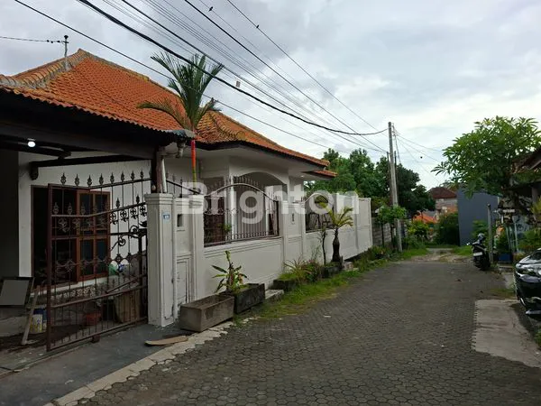 image RUMAH STRATEGIS DI DENPASAR BARAT, DEKAT CANGGU & KUTA (1)