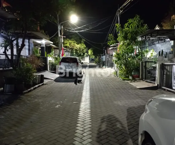 image HUNIAN NYAMAN WIGUNA, ONE GATE SYSTEM, DEKAT KAMPUS UPN, DEKAT MERR DAN TOL TAMBAK SUMUR   (7)