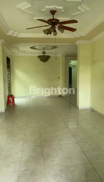 image RUMAH 2 LANTAI CUMA SELANGKAH KE RS HERMINA (1)