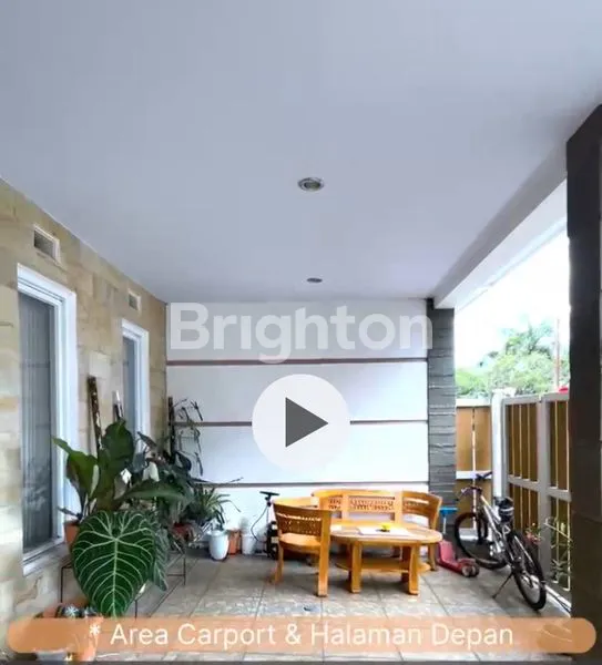 image RUMAH HOEK YANG MEWAH & MODERN 2 LANTAI DENGAN LOKASI STRATEGIS DI PUSAT KOTA TASIKMALAYA. COCOK UNTUK KOST EXCLUSIVE (2)