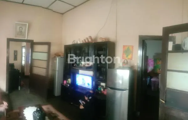 image RUMAH TEMPO DULU LT 404M² DI PAJAJARAN (4)
