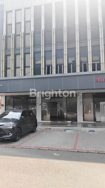 RUKO ISTIMEWA STRATEGIS DAN RAMAI MEDISON SQUARE