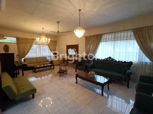 image RUMAH ELITE SUTOMO, LT 1056M², 5 KT (2)