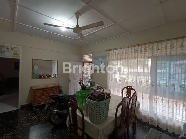 image RUMAH ELITE SUTOMO, LT 1056M², 5 KT (6)