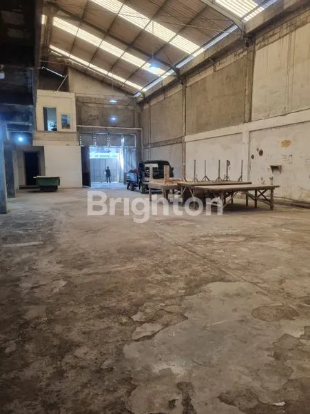 image GUDANG RAYA SAMBIKEREP LOKASI CIAMIK DI SURABAYA BARAT (7)