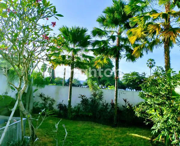 image FOR SALE BALI BEACHVIEW VILLA 3BR 8BIO ONLY\U2728 3 MINS TO SABA BEACH (8)