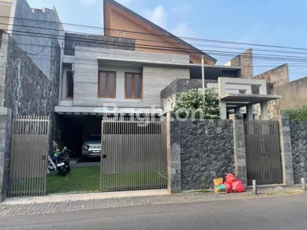 image RUMAH STRATEGIS DI JALAN RAYA BIBIS KARAH SURABAYA (1)