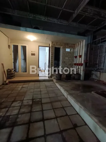 image TURUN HARGA BUTUH CEPAT LAKU RUMAH GREEN SEMANGGI SURABAYA DEKAT MERR (3)