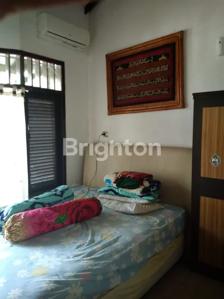 image RUMAH SEMAMPIR TENGAH DEKAT KAMPUS LINGKUNGAN NYAMAN (4)