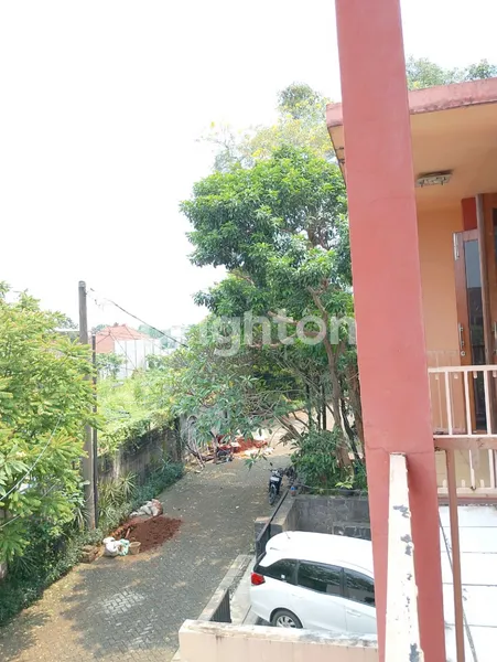 image RUMAH NYAMAN AMAN DALAM CLUSTER SECURED GATE DAN BERFASILITAS KOLAM RENANG DI KAWASAN VETERAN JAKSEL (2)