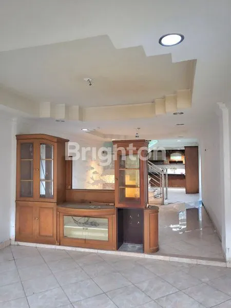 image RUMAH 5 TKT,  MEDAN TIMUR (3)