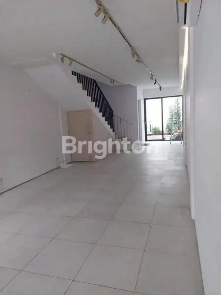 image RUKO DIAN ISTANA MOCA CENTRA 3 LANTAI LOKASI STRATEGIS  (2)