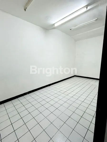 image RUMAH SANGAT COCOK BISNIS MURMER DI RUKO PAMULANG PERMAI (5)