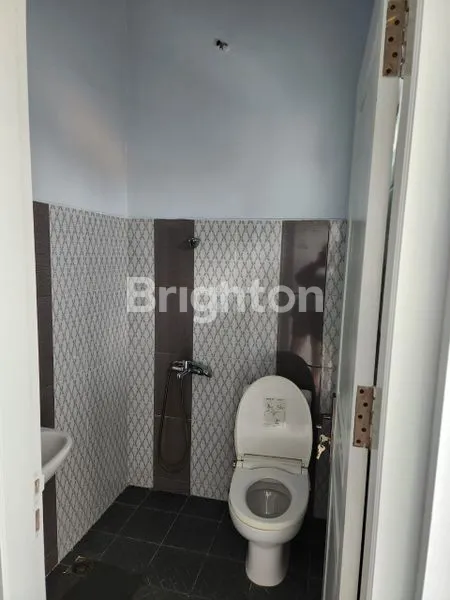 image RUMAH BARU GRESS DEKAT WM KALIJUDAN (8)