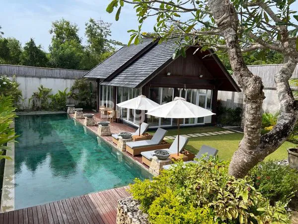 image VILLA MEWAH 7KT DEKAT PANTAI MELASTI (2)