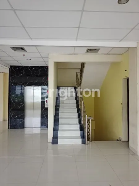 image GEDUNG CIKINI (7)