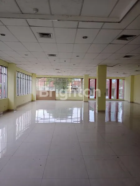 image GEDUNG CIKINI (5)