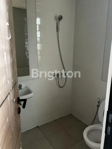 image RUMAH BARU 2LT DI CENDANA LIPPO KARAWACI UTARA TANGERANG (6)