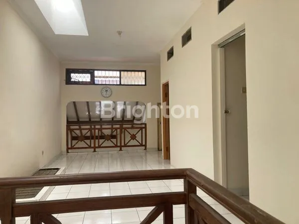 image RUMAH 2 LANTAI 4 KT DI LIMUS PRATAMA CILEUNGSI (3)