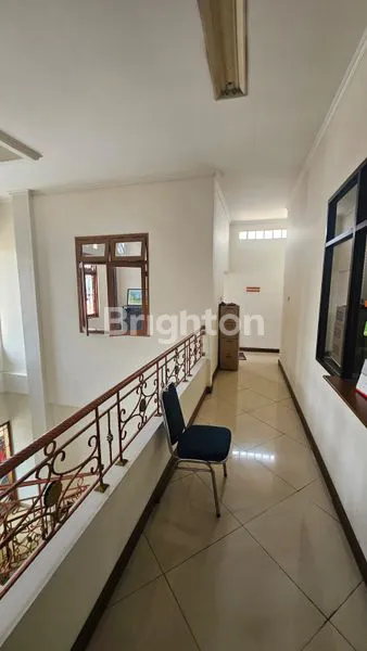 image GEDUNG  RUKO 3 LANTAI DI PAHLAWAN REVOLUSI (7)