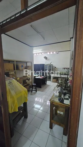image GEDUNG  RUKO 3 LANTAI DI PAHLAWAN REVOLUSI (8)